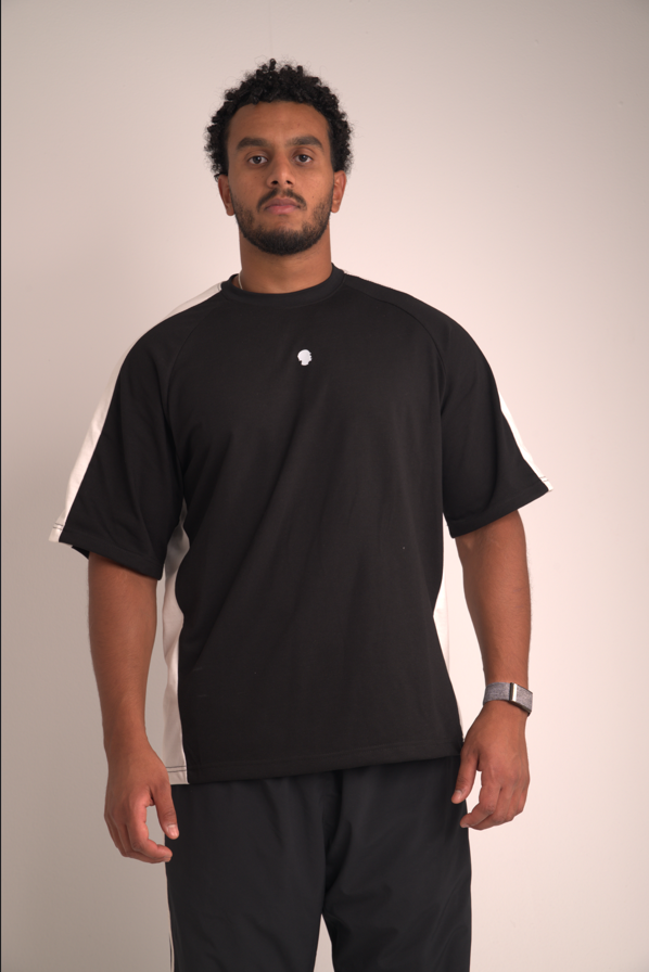 NOBLE BLACK OVERSIZED PUMP COVER TSHIRT