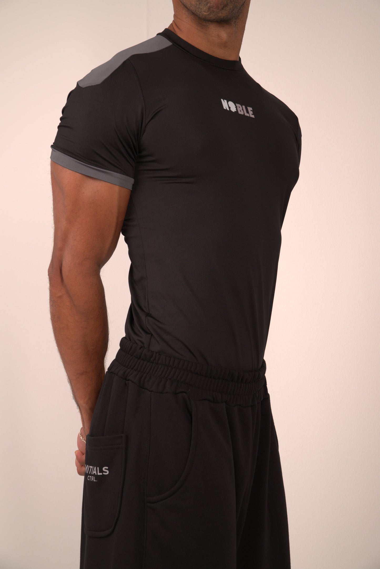 NOBLE COMPRESSION T-SHIRT
